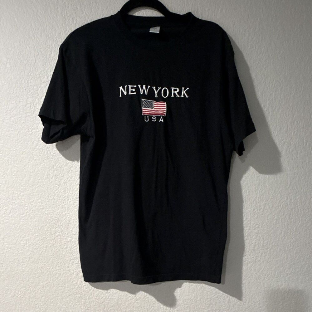 Matrix Men’s L Black Cotton Knit Embroidered New York USA Flag Graphic Crew Tee